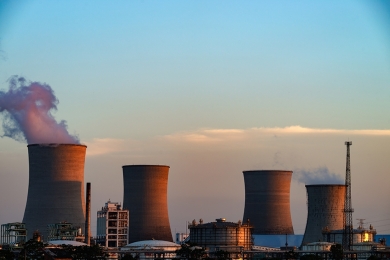 Usinas sucroalcooleiras dão prioridade a fabricação do açúcar, graças a alta competição e atração no mercado externo
